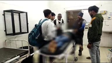 इटावा: टकरुपुर में बाईक और ऑटो की टक्कर,हादसे में मामा की दर्दनाक मौत,भांजा गंभीर रूप से घायल, जांच पड़ताल में पुलिस जुटी ।