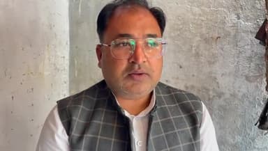 मैनपुरी: सपा जिला पंचायत सदस्य शुभम सिंह ने पार्टी से इस्तीफा देने के बाद मीडिया को दिया बयान