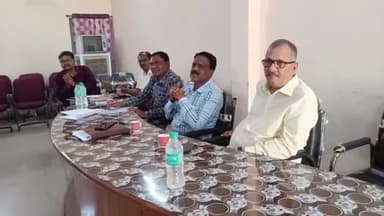 कटंगी: जनपद पंचायत कटंगी में एसडीएम ने प्रशासनिक अधिकारियों की ली बैठक, कल अगासी आ रहे स्कूल शिक्षा कैबिनेट मंत्री