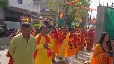 कांके: रांची के चुटिया स्थित सफायर गार्डन सोसायटी में नव निर्मित मंदिर में माँ दुर्गा और शिव परिवार की हो रही प्राण प्रतिष्ठा