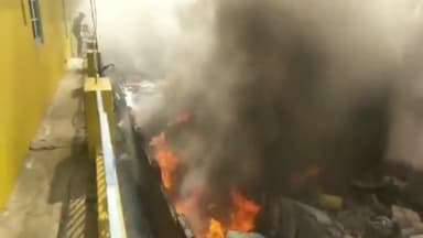 ਬੰਗਾ: ਬੰਗਾ ਵਿਖੇ ਮੇਨ ਹਾਈਵੇ ਰੋਡ 'ਤੇ ਇੱਕ ਨਿੱਜੀ ਕਬਾੜ ਦੀ ਦੁਕਾਨ ਨੂੰ ਲੱਗੀ ਅੱਗ, ਹੋਇਆ ਭਾਰੀ ਨੁਕਸਾਨ