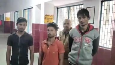 मुरादाबाद: मझोला पुलिस ने चेकिंग के दौरान तीन युवकों को अवैध तमंचे के साथ गिरफ्तार कर भेजा जेल