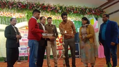 सोनपुर: प्रशासन ने संगत ग्रेड सोनपुर में एक शाम शहीदों के नाम सांस्कृतिक कार्यक्रम का किया आयोजन