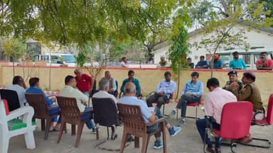 रावतभाटा: DSP कार्यालय पर परमाणु बिजलीघर, हैवीवाटर, एनएफसी प्रबंधन व पुलिस प्रशासन के साथ मजदूर संगठन की बैठक रही बेनतीजा