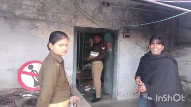 एटा: ताला तोड़कर अज्ञात चोरों ने चोरी की घटना को दिया अंजाम कोतवाली नगर क्षेत्र के अंतर्गत गांधी मार्केट का मामला