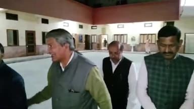 हरिद्वार: कनखल स्थित महानिर्वाणि अखाड़े पहुंचे पूर्व सीएम हरीश रावत, गैरसैंण बजट सत्र को लेकर उठाए सवाल