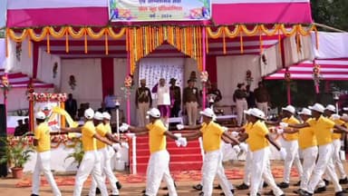 कांके: धुर्वा स्थित होमगार्ड ग्राउंड में झारखंड राज्य गृह रक्षा वाहिनी एवं अग्निशमन सेवा खेलकूद प्रतियोगिता शुरू