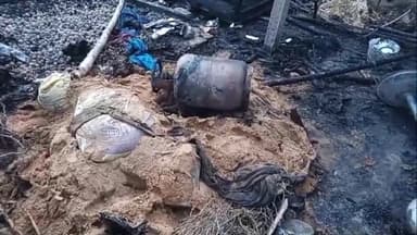 मंसूरचक: मंसूरचक पंचायत के वार्ड नंबर-5 बहुआरा में खाना बनाने के दौरान गैस सिलेंडर फटने से लगी आग