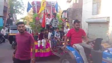 शहादा: नंदुरबार बाहेरपुरा परिसरात संत रोहिदास महाराज जयंती निमित्त भव्य शोभायात्रा