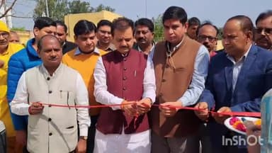 धौलपुर: नगर परिषद पर सांसद डॉक्टर मनोज राजोरिया ने तीन मोबाइल वेटरनरी यूनिट को हरी झंडी दिखाकर किया रवाना