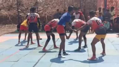 महासमुंद: ग्राम पंचायत दमोदरहा में नेहरू युवा केंद्र महासमुंद के तत्वावधान में खेलकूद प्रतियोगिता का हुआ आयोजन