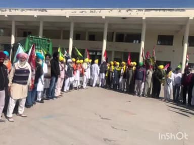ਭਿੱਖੀਵਿੰਡ: ਬੱਸ ਸਟੈਂਡ ਤੇ ਭਾਰਤੀ ਕਿਸਾਨ ਯੂਨੀਅਨ ਏਕਤਾ ਉਗਰਾਹਾਂ ਦੇ ਮੈਂਬਰਾਂ ਵੱਲੋਂ ਮੋਦੀ ਸਰਕਾਰ ਖਿਲਾਫ ਕੀਤੀ ਗਈ ਨਾਅਰੇਬਾਜ਼ੀ