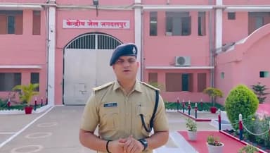 जगदलपुर: आपराधिक गतिविधियों पर अंकुश लगाने हेतु शहर में किया गया कॉम्बिंग गश्त: ASP बस्तर महेश्वर नाग