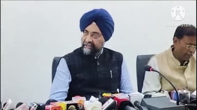 रातू: हटिया में रांची रेल मंडल के डीआरएम ने की प्रेस वार्ता