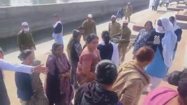 करनाल: काछवा पुल के साथ निरंकारी मिशन द्वारा चलाया सफाई अभियान सीएम प्रतिनिधि व पूर्व मेयर पहुंचे बने हिस्सा।