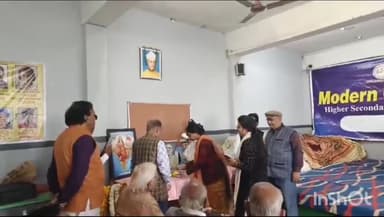 गुना नगर: सोनी कॉलोनी में गुना और अशोकनगर जिले की साहित्यकार परिषद का हुआ साहित्यकार सम्मेलन, 31 कवि हुए शामिल