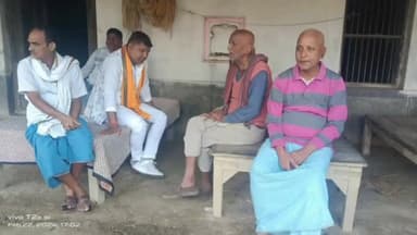 संदेश: मनियच्छ में पहुच शौकाकुल परिजनों से मिले बीजेपी प्रदेश कार्य समिति किसान मोर्चा के सदस्य राम दिनेश यादव