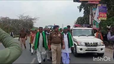 कैसरगंज: कैसरगंज इलाके में किसानों ने ट्रैक्टर मार्च निकालकर किया प्रदर्शन