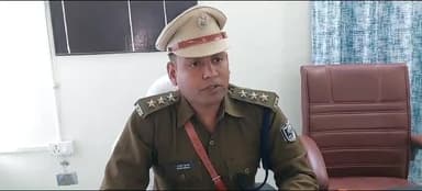चकाई: पुलिस ने दो मास्केट हथियार के साथ एक व्यक्ति को किया गिरफ्तार,चंद्रमंडी थाना में SDPO ने की पिसी
