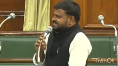 डुमरांव: डुमरांव में कला विश्वविद्यालय खोले जाने को लेकर डुमरांव विधायक डॉ अजित कुमार सिंह ने विधानसभा सत्र में उठाया प्रश्न