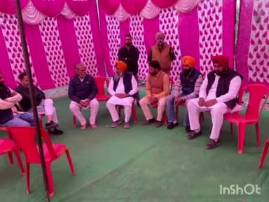 ਭਿੱਖੀਵਿੰਡ: ਸ਼ਹਿਰ ਵਿਖੇ ਹਲਕਾ ਵਿਧਾਇਕ ਸਰਵਨ ਸਿੰਘ ਧੁੰਨ ਬੀਤੇ ਦਿਨੀਂ ਅਕਾਲ ਚਲਾਣਾ ਕਰ ਗਏ ਆਪਣੇ ਲੋਕਾਂ ਦੇ ਪਰਿਵਾਰਕ ਮੈਂਬਰਾਂ ਨਾਲ ਦੁੱਖ ਸਾਂਝਾ ਕਰਨ ਪੁੱਜੇ