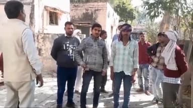 कोल: डेटा जलालपुर के निकट अज्ञात वाहन की टक्कर से बाइक सवार भट्ठा मजदूर की मौत, पुलिस ने शव का कराया पोस्टमार्टम