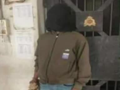 इसुआपुर: इसुआपुर के डटरा पुरसौली के एक युवक को हथियार के साथ रिल्स बनाना पड़ा महंगा, पुलिस ने गिरफ्तार कर भेजा जेल।