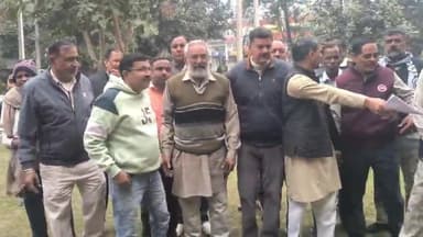 करनाल: विभिन्न सरकारी संगठनों ने लघु सचिवालय में पहुंचकर अपनी मांगों को लेकर ज़िला प्रशासन को सौंपा ज्ञापन