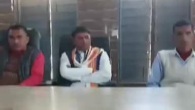 बिलारी: कुंदरकी नगर स्थित विकासखंड में प्रधानमंत्री किसान सम्मन निधि योजना के तहत कार्यक्रम आयोजित किया गया ,