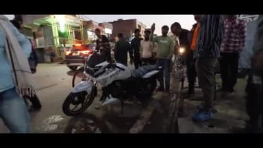 सिराथू: सिराथू में तेज रफ्तार ट्रक ने बाइक सवार मां-बेटे को मारी टक्कर, मां के पैर में आई चोट