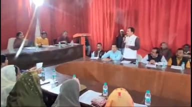 इटावा: नगरपालिका में की गई बजट बैठक, नगरपालिका अध्यक्ष एवं सभासद रहे मौजूद