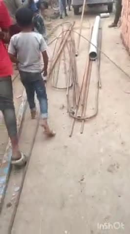 डुमरांव: बंझू डेरा गांव में पुलिस ने एक घर से भारी मात्रा में किया चोरी का सामान बरामद, 4 महिला अभियुक्त गिरफ्तार, 3 फरार