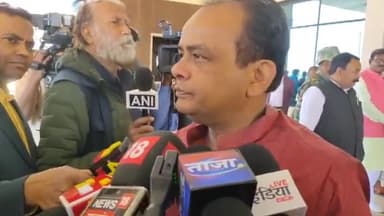 कांके: झारखंड विधानसभा के बाहर जामताड़ा रेल हादसे पर विधायकों ने जताया दुख, केंद सरकार से मुआवजे देने की मांग