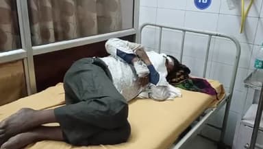 चित्तौड़गढ़: गंगरार जाते समय बाइक के सामने गाय के आ जाने से बाइक सवार गंभीर रूप से हुआ घायल, जिला अस्पताल में चल रहा घायल का उपचार