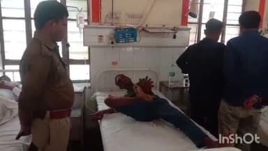 धौलपुर: इमली वाली गली में चोर  समझ कर नशे में धुत कबाड़ी को पीटा पुलिस ने अस्पताल में मे कराया भर्ती मौके से फरार आरोपी