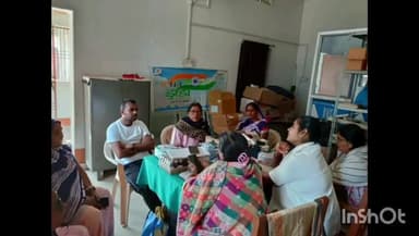 मानसी: उपस्वास्थ्य केंद्र एकनियां में विशेष बैठक आयोजित