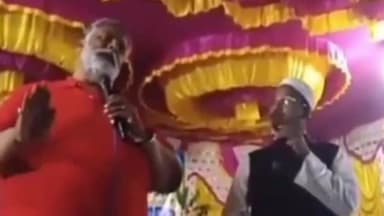 कस्बा: लखना पंचायत के आमगाछी कुसहा दारूल उलूम ईदगाह में आयोजित हुआ जलसा, जाप नेता पप्पू यादव हुए शामिल