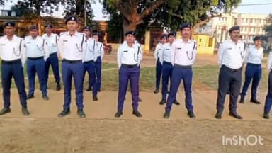 मुंगेर: शास्त्री नगर स्थित पुलिस केंद्र में अनुशासन बनाने रखने हेतु जनरल परेड का आयोजन किया गया
