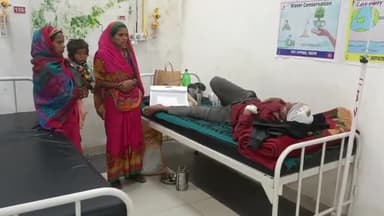 कहरा: बलवा बाजार के समीप बाइक से गिरकर चालक हुआ घायल, सदर अस्पताल में कराया गया भर्ती