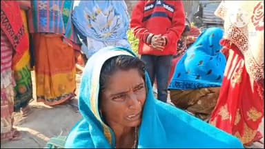 लकड़ी नबीगंज: खवासपुर में 20 वर्षीय युवक की हत्या कर शव लटकाने के मामले में मृतक की मां ने डीएसपी से लगाई न्याय की गुहार