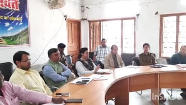 बेनीपट्टी: लोकसभा चुनाव की तैयारियों को लेकर SDM ने बेनीपट्टी प्रखंड कार्यालय में सेक्टर व पुलिस पदाधिकारियों के साथ की बैठक