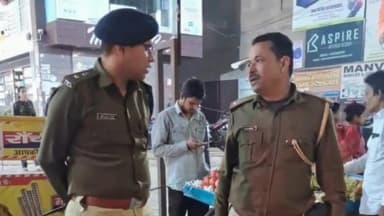 कांके: रांची के विभिन्न इलाकों का ट्रैफिक एसपी ने लिया जायजा, पदभार लेते ही एक्शन में दिखे ट्रैफिक एसपी