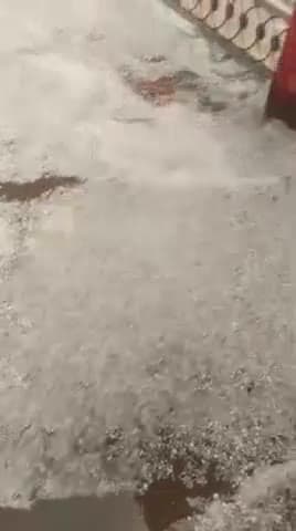 कुदरत का क्या करिश्मा यार, एक ही पल मे क्या नजारा हो गया