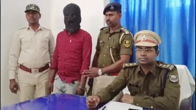 कहरा: टॉप-10 में शामिल ₹25,000 के इनामी अपराधी को पुलिस ने किया गिरफ्तार, साइबर DSP ने प्रेसवार्ता कर दी जानकारी