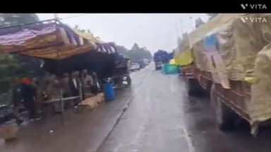 अम्बाला: शंभू बॉर्डर पर किसान आंदोलन का 20वें दिन में हुआ प्रवेश, अपनी मांगों को लेकर डटे हुए हैं किसान