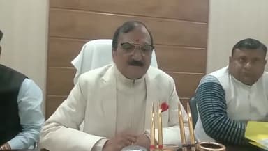 मुरादाबाद: नगर निगम की बोर्ड बैठक में लिए गए निर्णय को लेकर मेयर विनोद अग्रवाल ने दी जानकारी