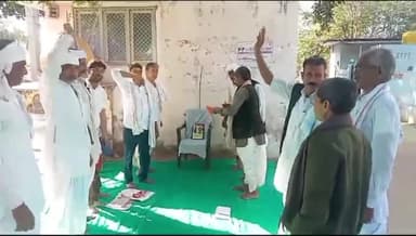 रामगढ़ पचवारा: भारतीय किसान संघ के तत्वावधान में रामगढ़ पचवारा स्थित शंकरया बालाजी मंदिर पर भगवान बलराम की मनाई गई जयंती