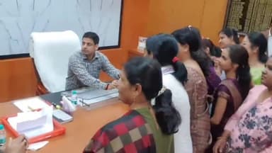 रामपुर: पश्चिम बंगाल में महिलाओं के साथ हो रहे अत्याचार को लेकर RSS की महिलाओं ने डीएम के माध्यम से राष्ट्रपति को भेजा ज्ञापन