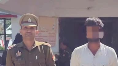 तरबगंज: वजीरगंज पुलिस ने नाबालिग लड़की को बहला-फुसलाकर भगा ले जाने व उसके साथ दुराचार करने के वांछित अभियुक्त को किया गिरफ्तार