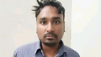 हज़ारीबाग: खिरगांव स्थित मस्जिद के पास से देसी पिस्टल के साथ एक आरोपी को पुलिस ने किया गिरफ्तार